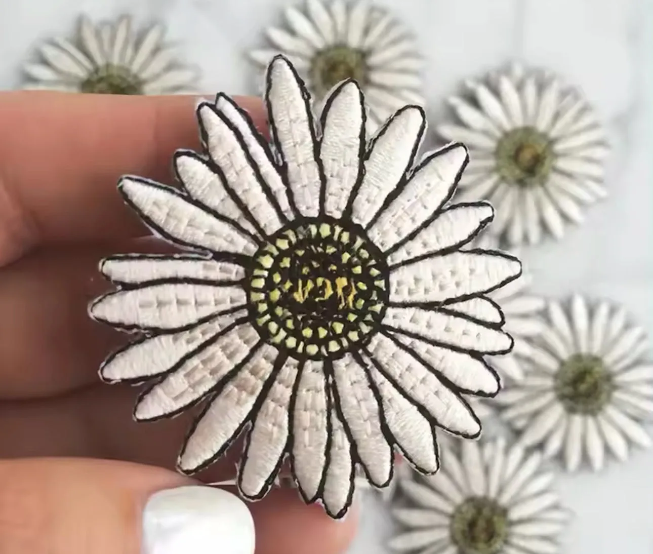 Daisy Iron On Patches