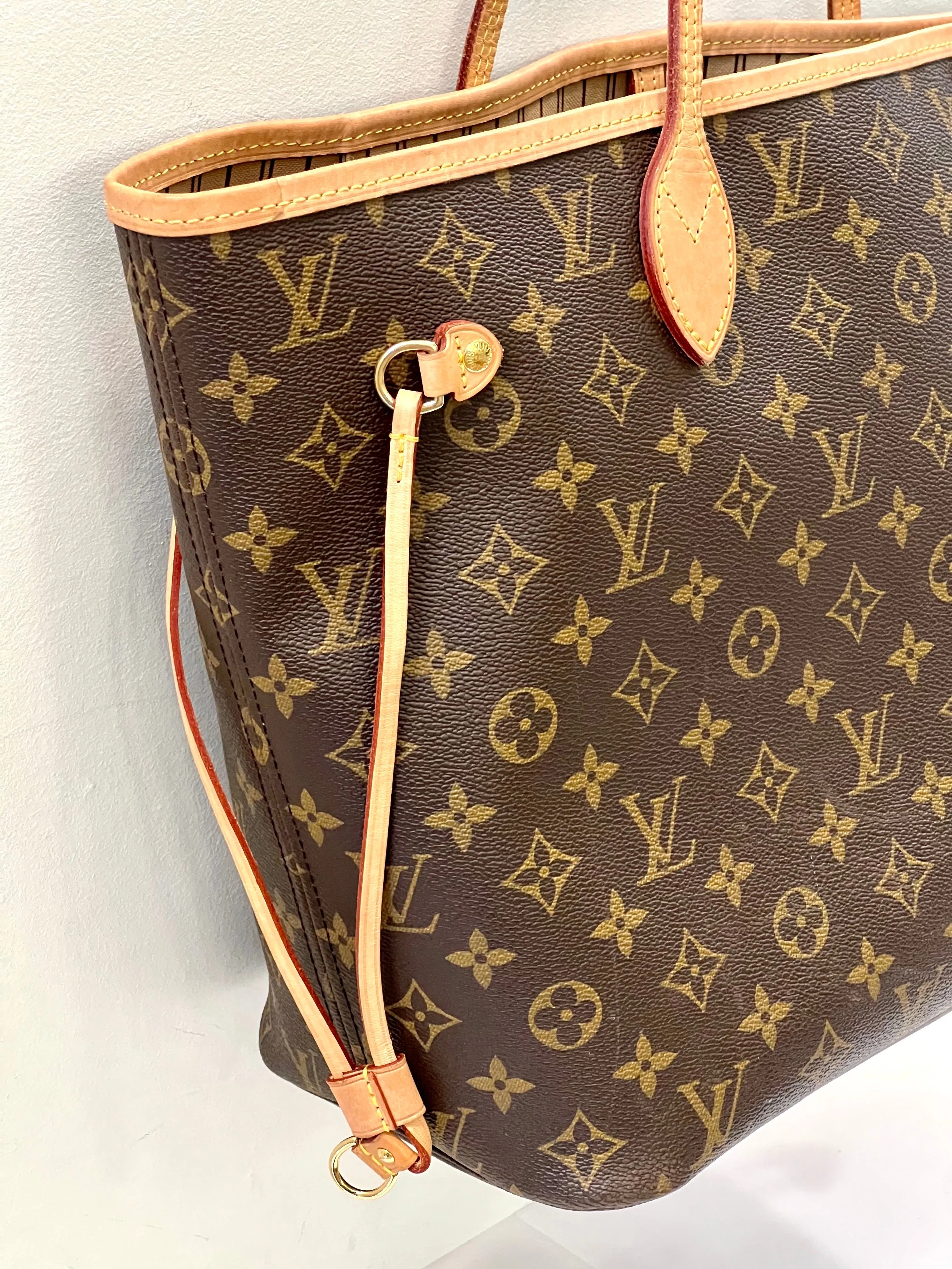 LOUIS VUITTON MONOGRAM NEVERFULL MM TOTE BAG