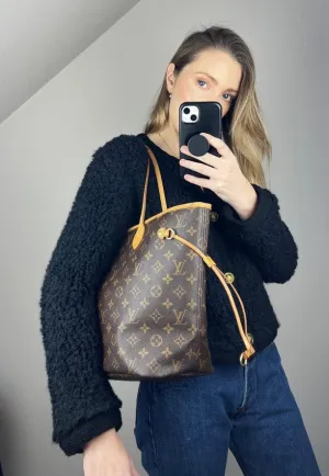 Louis Vuitton Neverfull MM Tote Bag in Brown Monogram Canvas