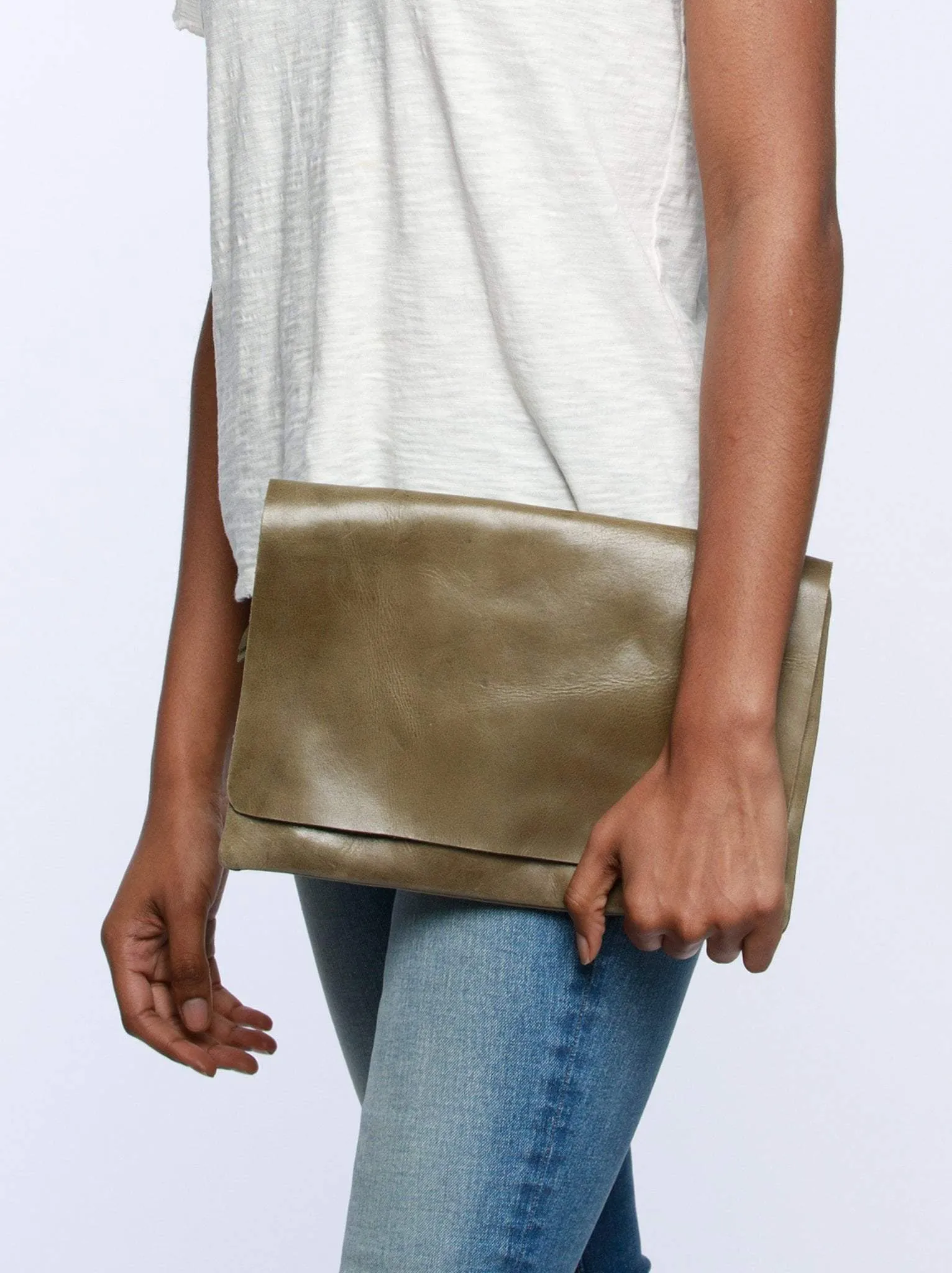 Mare Zip Clutch